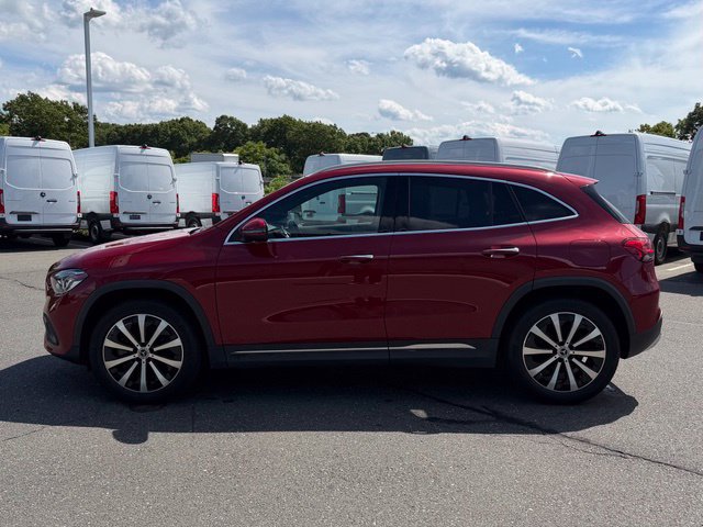 Used 2023 Mercedes-Benz GLA 250 4MATIC image 4
