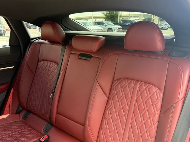 Used 2024 Audi SQ8 e-tron Prestige AWD/4WD image 24