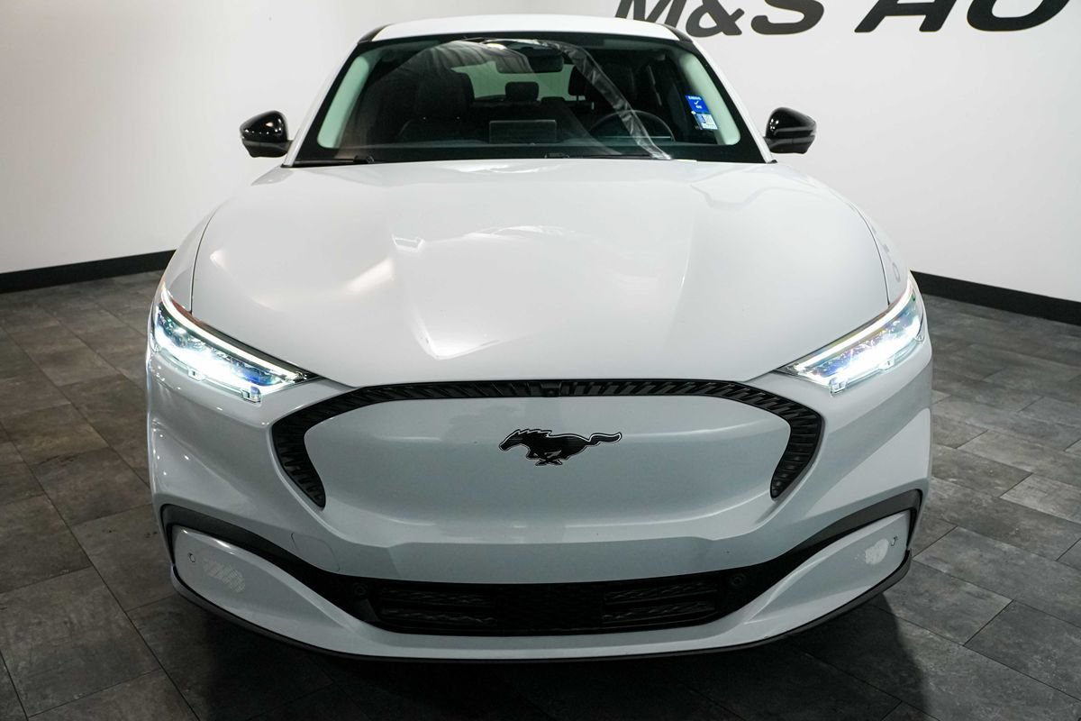 Used 2023 Ford Mustang Mach-E Select RWD image 6