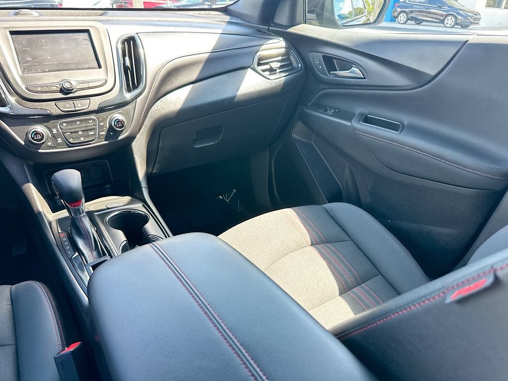 Used 2023 Chevrolet Equinox RS FWD image 22