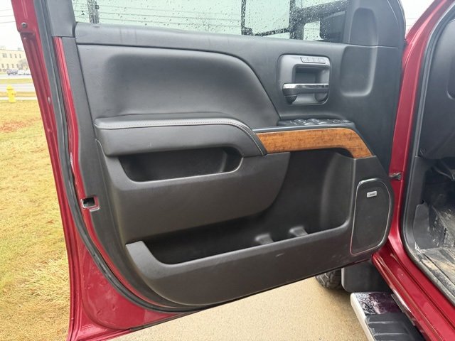 Used 2018 Chevrolet Silverado 2500 High Country w/ Duramax Plus Package image 13