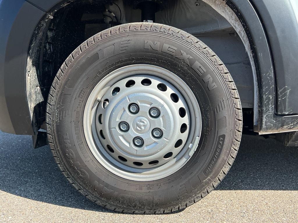 Used 2024 RAM ProMaster 3500 w/ Delivery Van Package image 9