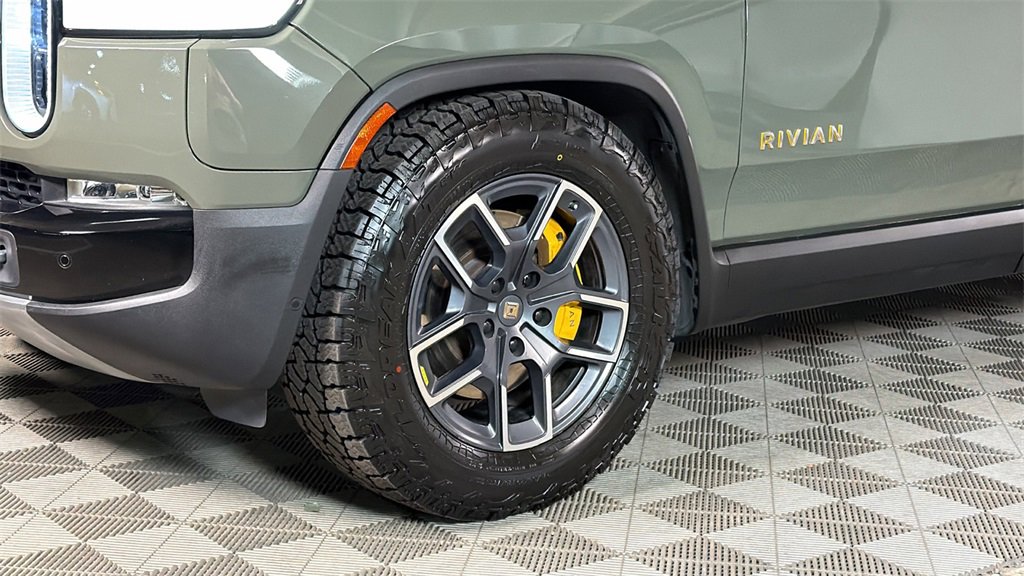Used 2022 Rivian R1S Launch Edition image 4