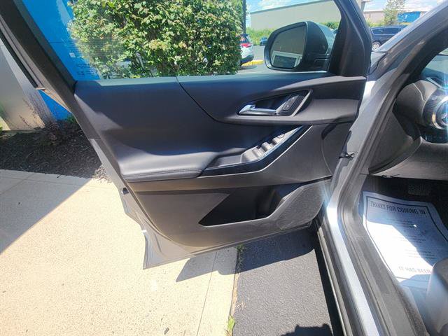 Used 2025 Chevrolet Equinox LT AWD/4WD image 18