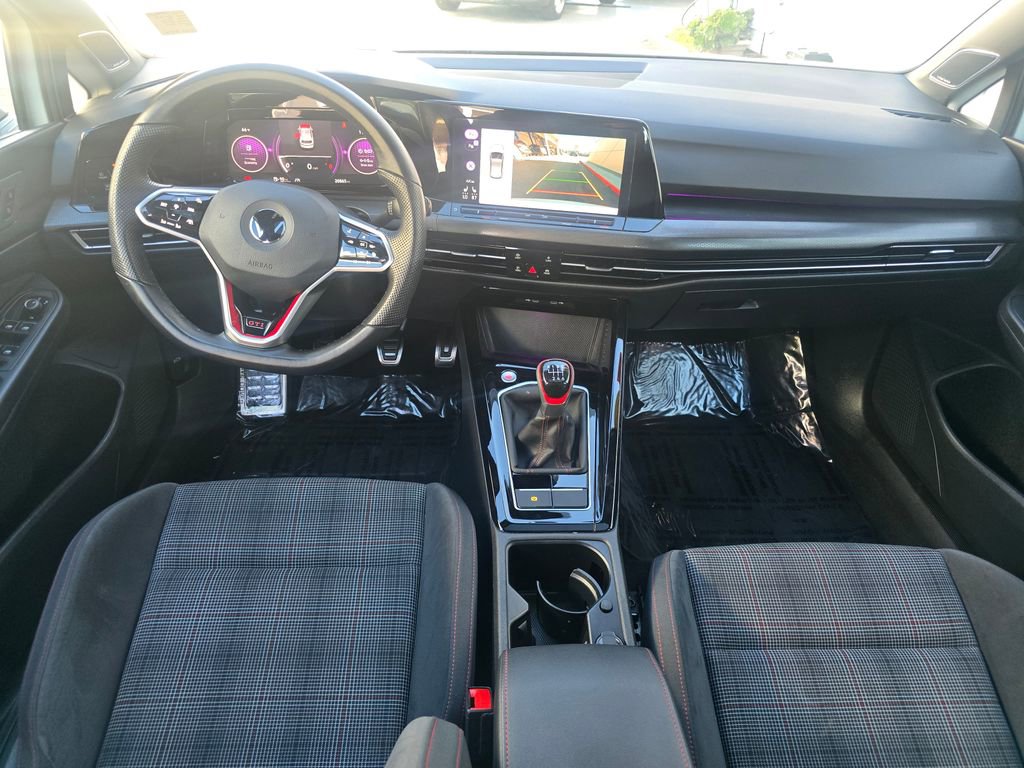 Used 2023 Volkswagen GTI Autobahn image 9