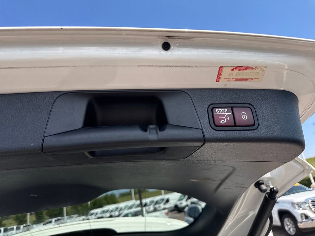 Used 2022 Mercedes-Benz GLB 250 4MATIC image 16