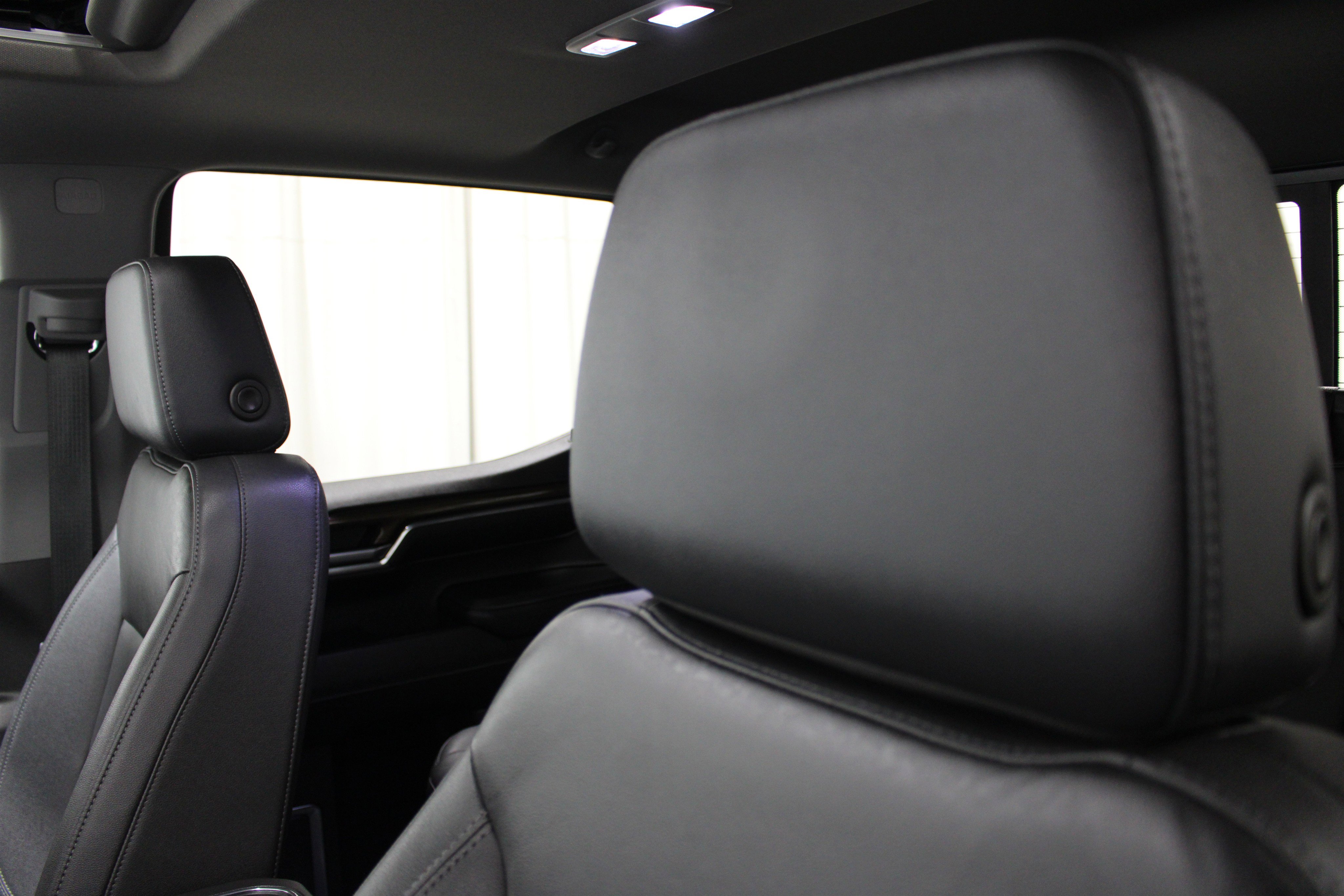 Used 2024 Chevrolet Silverado 1500 LT Trail Boss w/ LT Trail Boss Premium Package AWD/4WD image 4