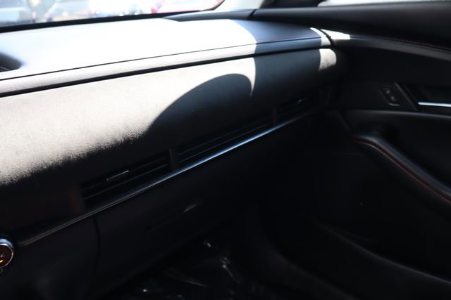 Used 2025 MAZDA CX-30 Carbon image 31