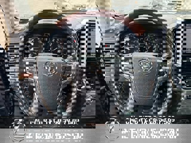 Used 2016 Toyota Land Cruiser image 27