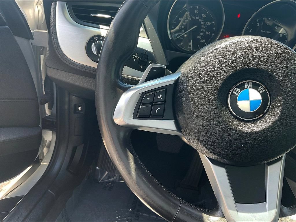 Used 2012 BMW Z4 sDrive28i RWD image 10