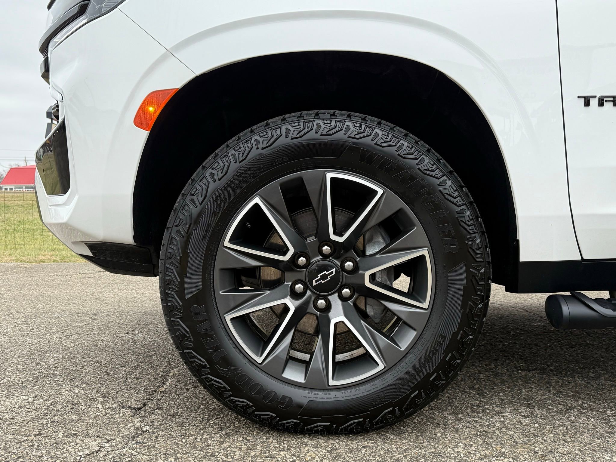 Used 2023 Chevrolet Tahoe Z71 image 12