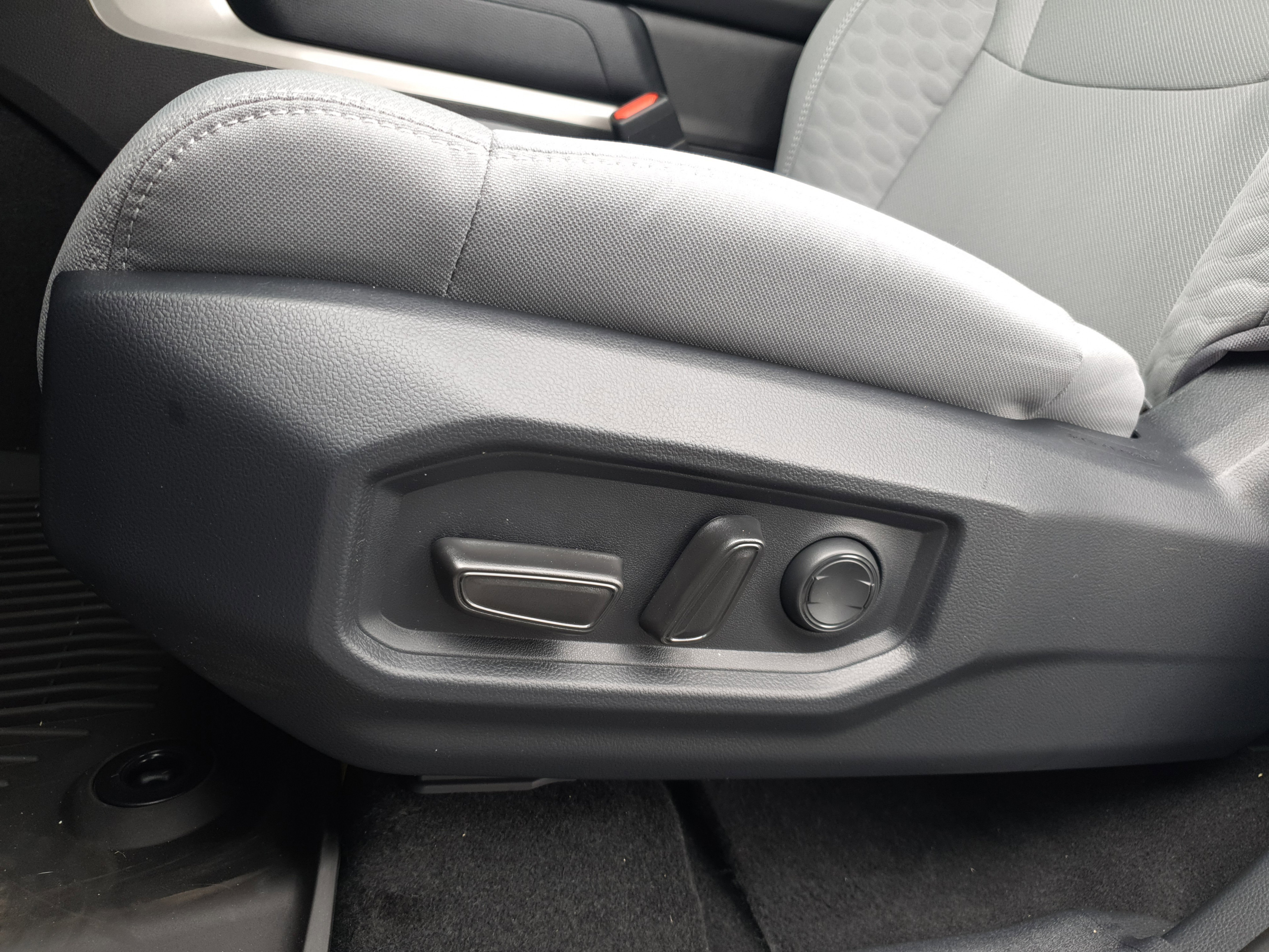 New 2025 Toyota Tundra SR5 image 19