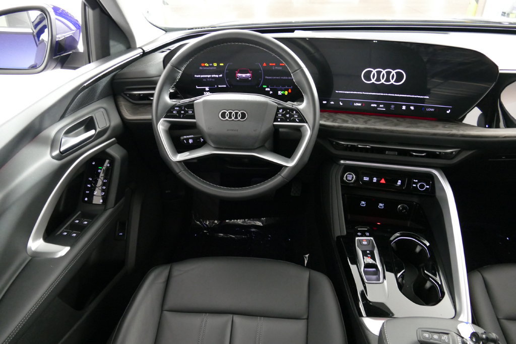 Certified 2025 Audi Q5 Premium w/ Convenience Package AWD/4WD image 27