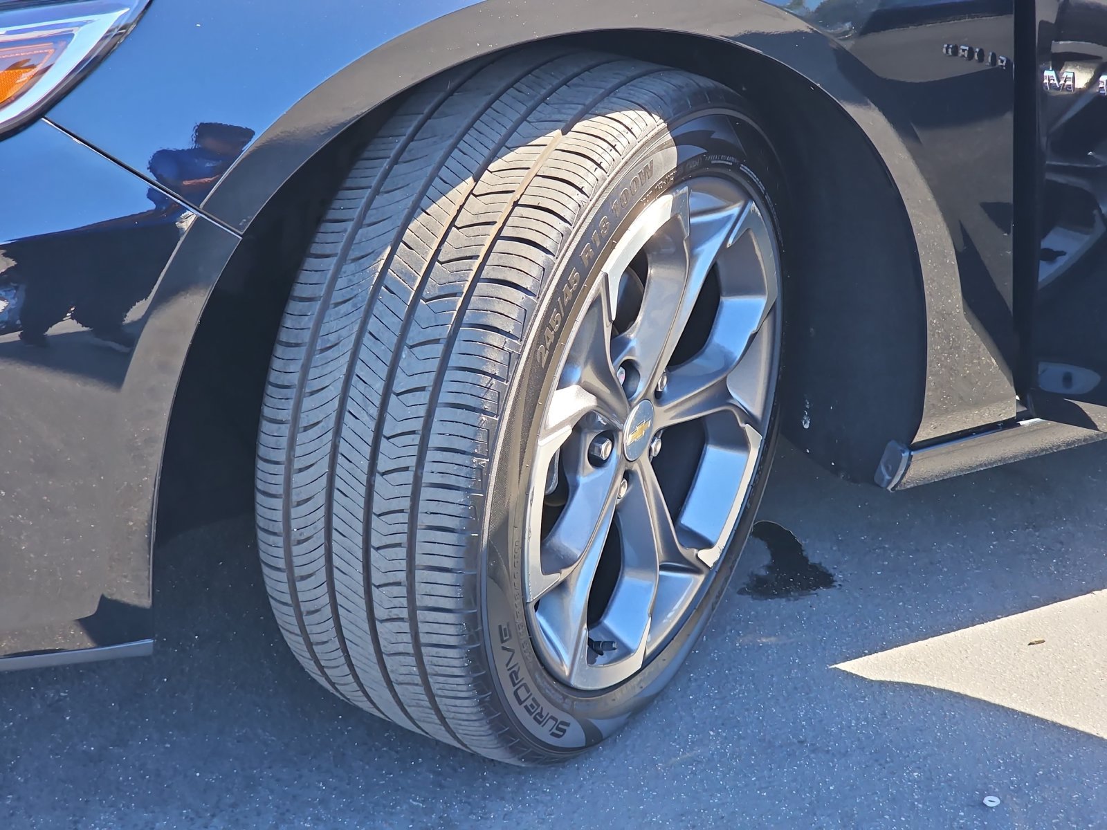 Used 2023 Chevrolet Malibu LT FWD image 33
