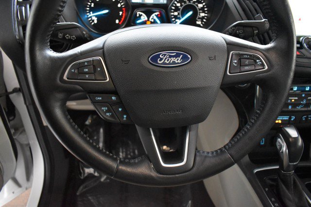 Used 2019 Ford Escape Titanium AWD/4WD image 11