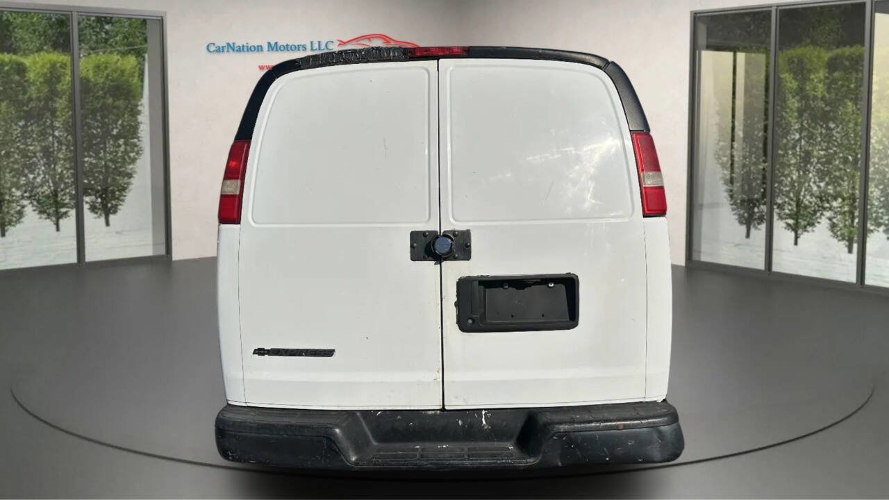 Used 2008 Chevrolet Express 2500 image 6