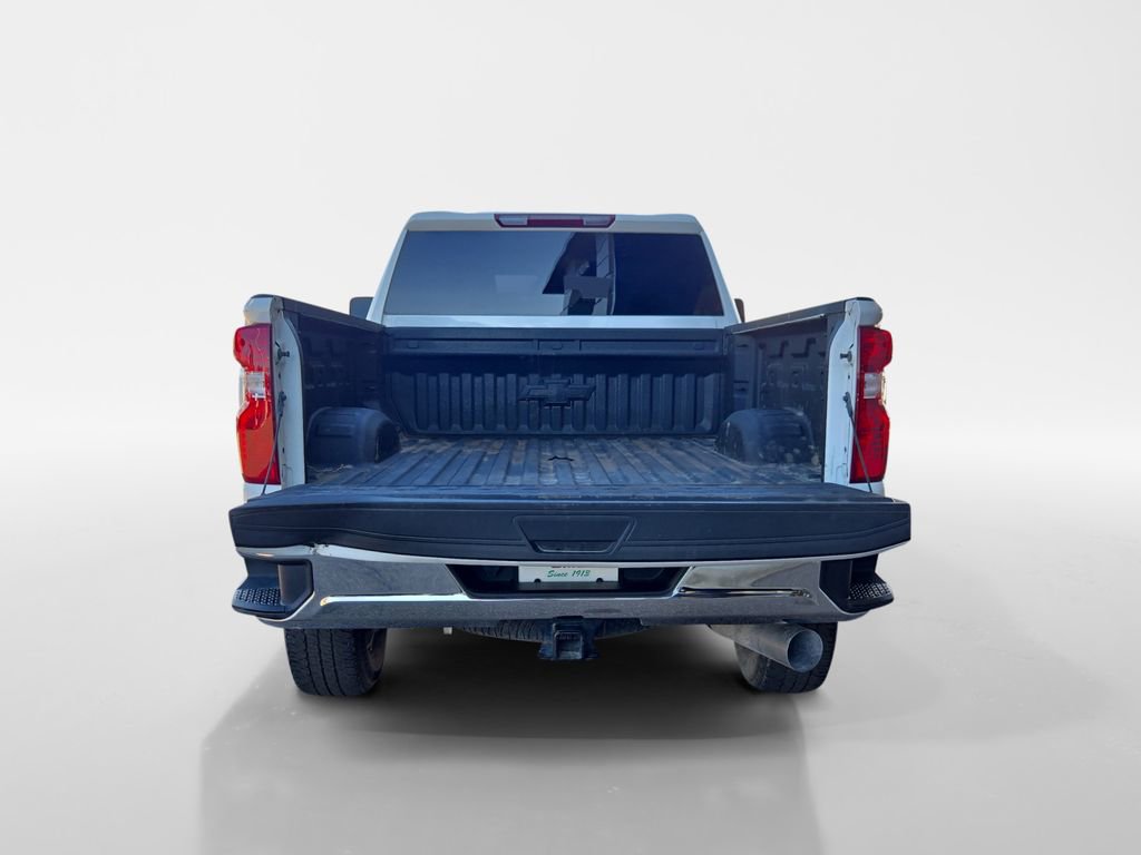 Used 2025 Chevrolet Silverado 2500 LT image 5
