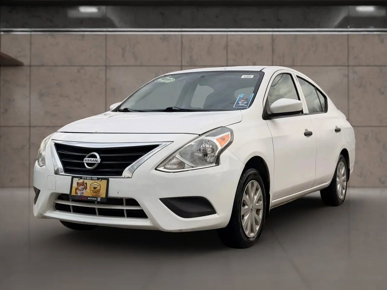 Used 2018 Nissan Versa S Plus image 5