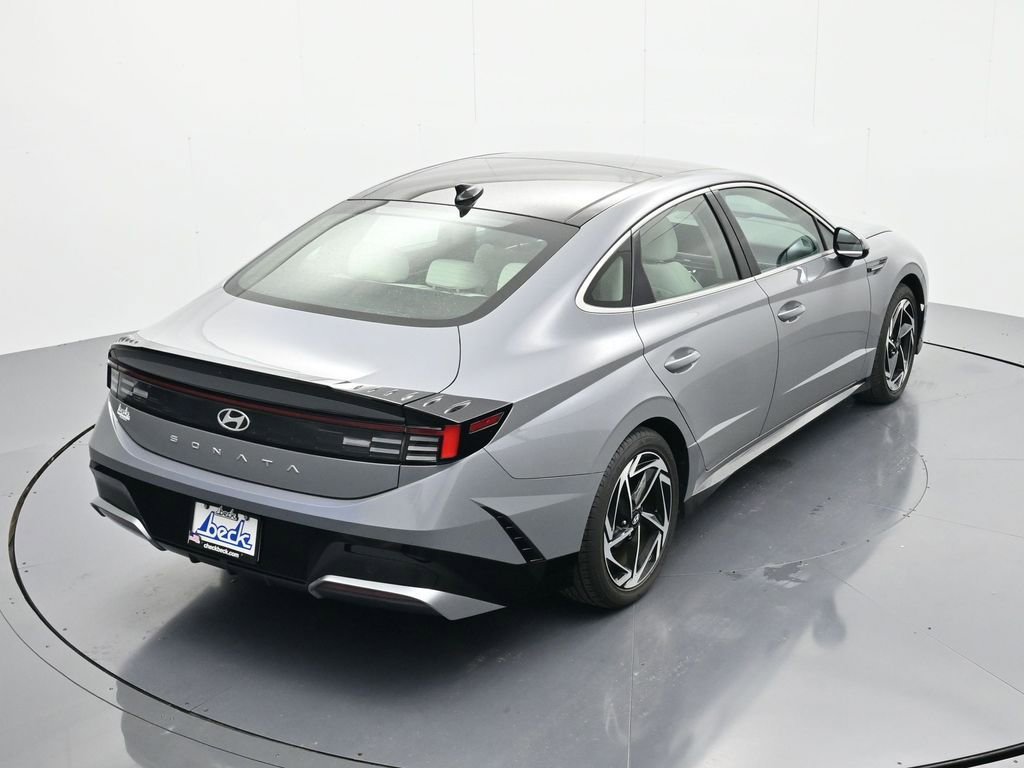 Used 2024 Hyundai Sonata SEL w/ Convenience Package FWD image 32