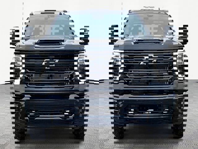 New 2026 Chevrolet Silverado 2500 High Country w/ Midnight Edition image 2