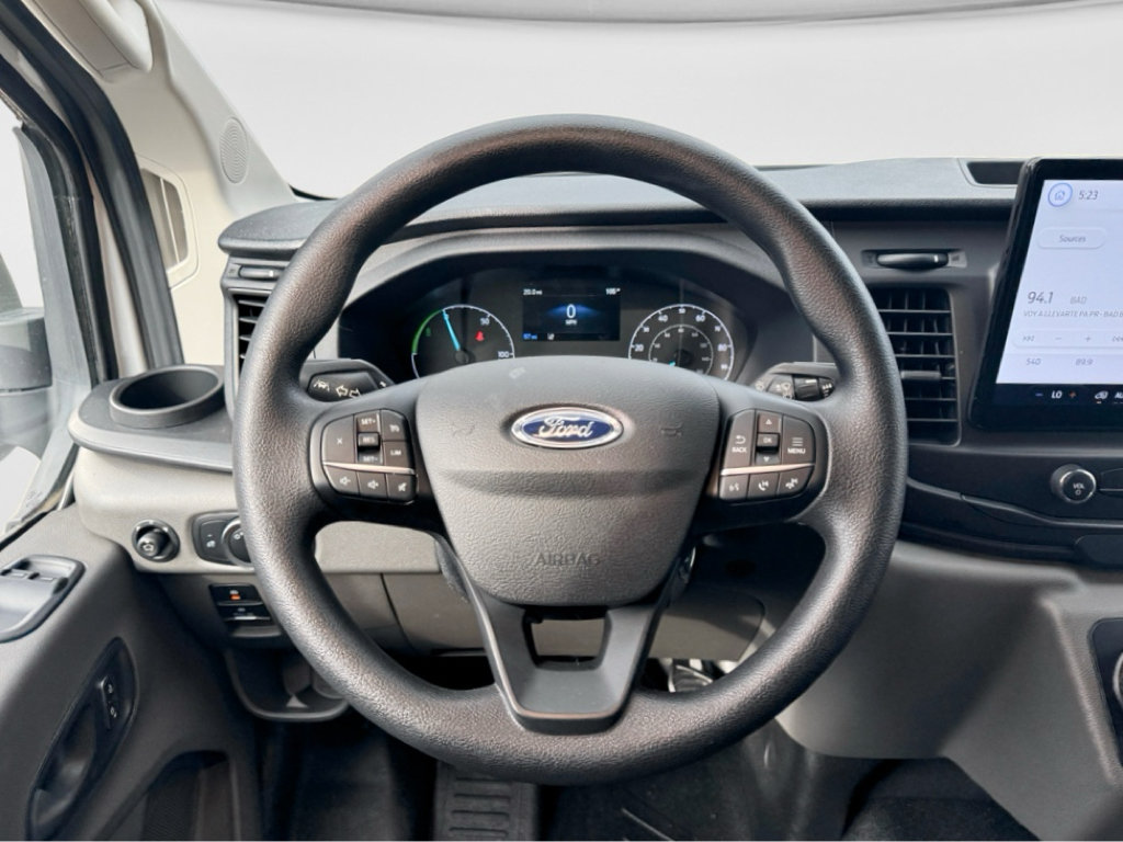Used 2024 Ford E-Transit Low Roof RWD image 9