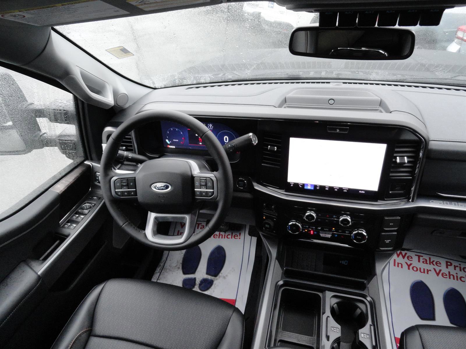 New 2026 Ford F250 Lariat w/ Black Appearance Package image 22