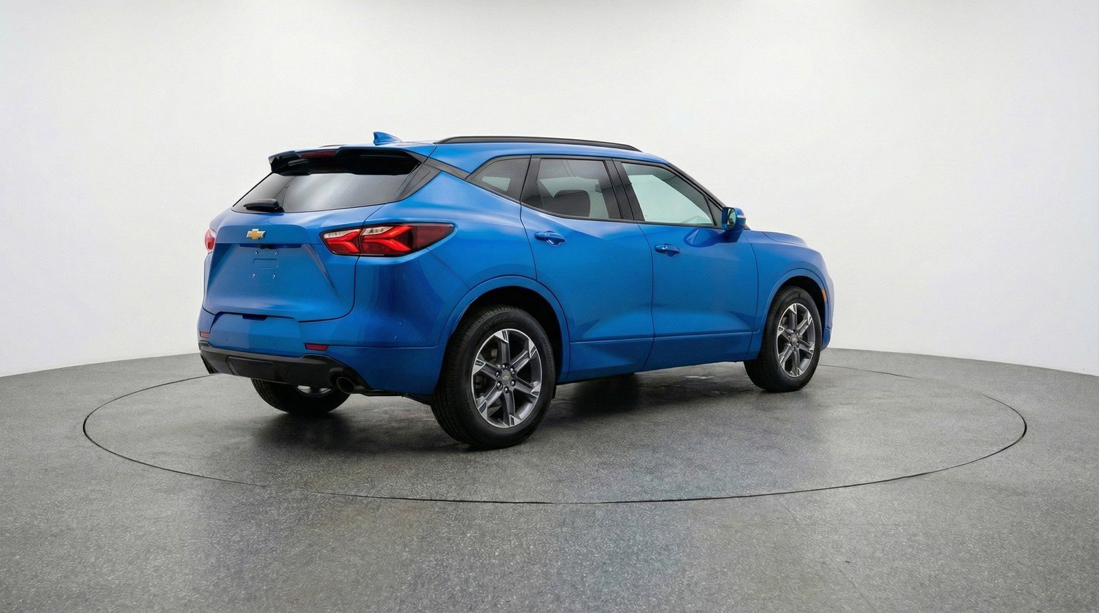 Used 2025 Chevrolet Blazer LT image 9