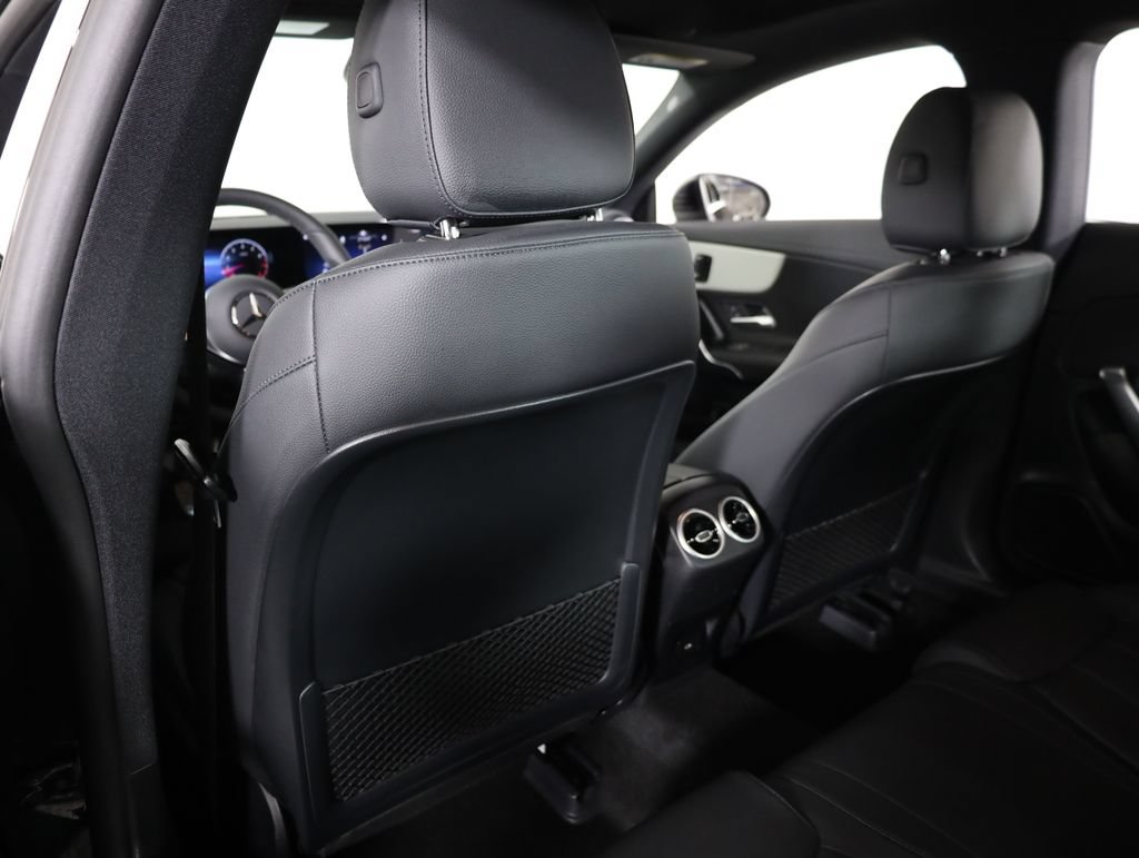 Certified 2026 Mercedes-Benz CLA 250 4MATIC image 38