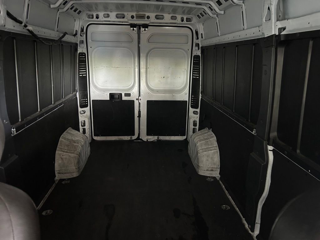 Used 2023 RAM ProMaster 2500 image 12
