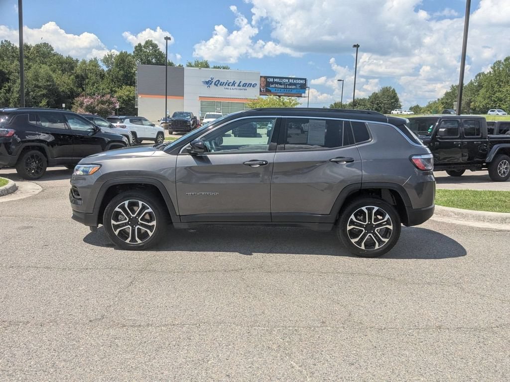 Certified 2023 Jeep Compass Limited AWD/4WD image 2