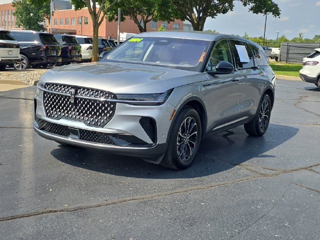 Certified 2024 Lincoln Nautilus Premier AWD/4WD image 2