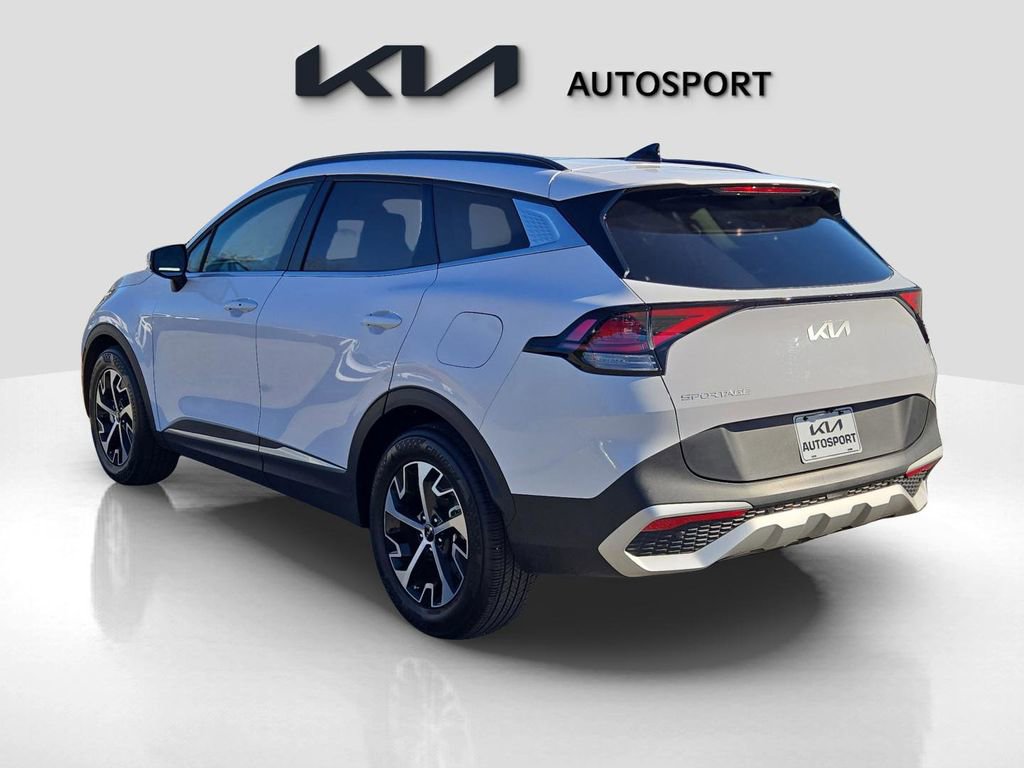 Certified 2025 Kia Sportage EX w/ Premium Package image 10