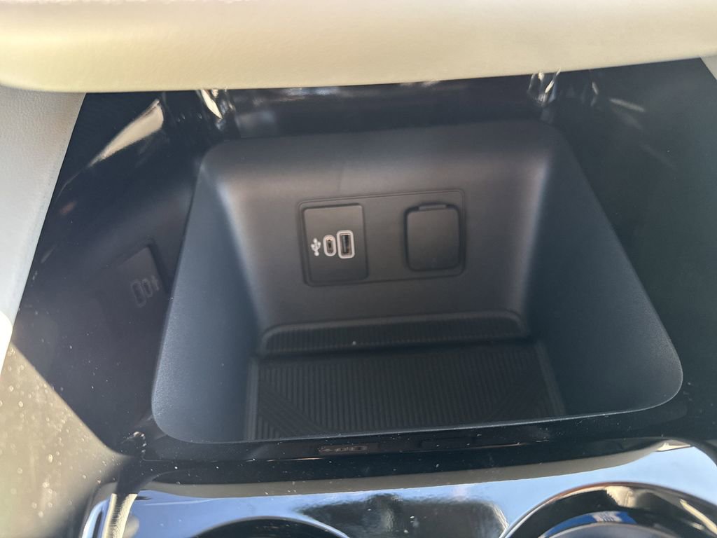 New 2026 Ford Explorer Platinum image 35
