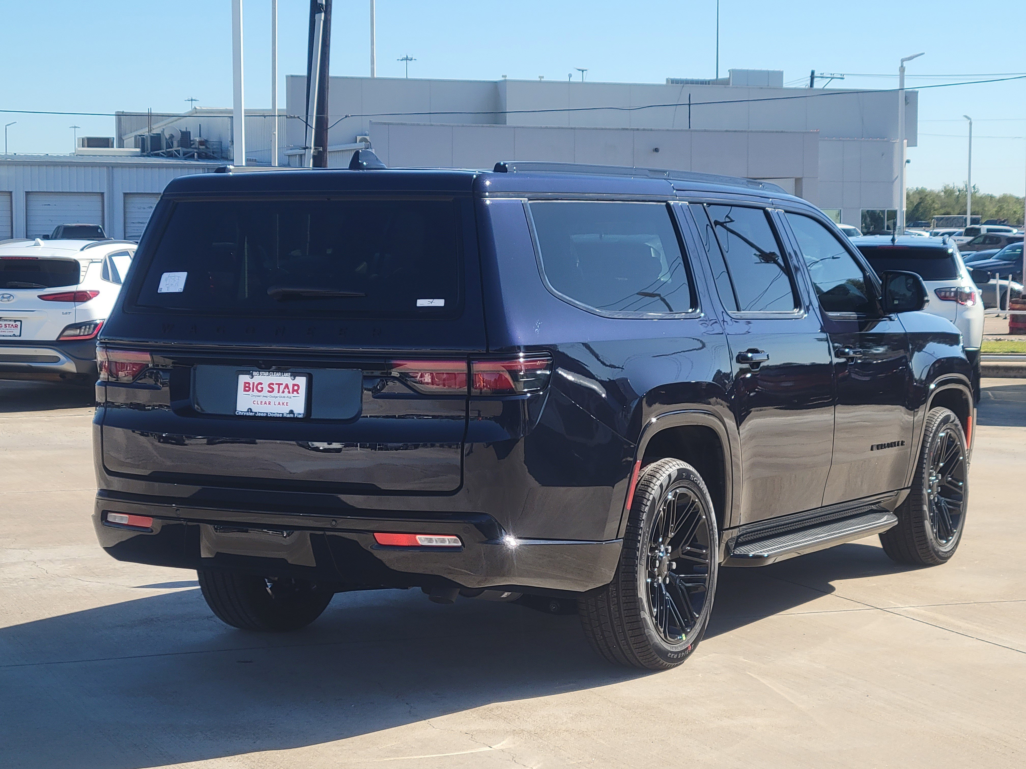 New 2025 Jeep Wagoneer L Series II image 5