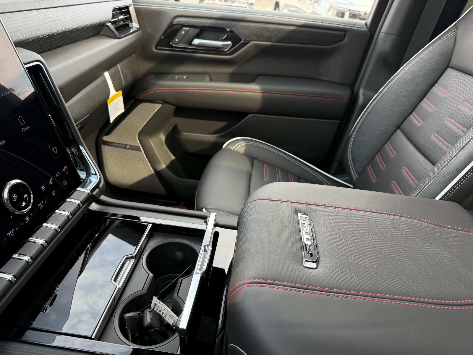 New 2026 GMC Yukon XL AT4 Ultimate w/ LPO, Floor Liner Package image 40