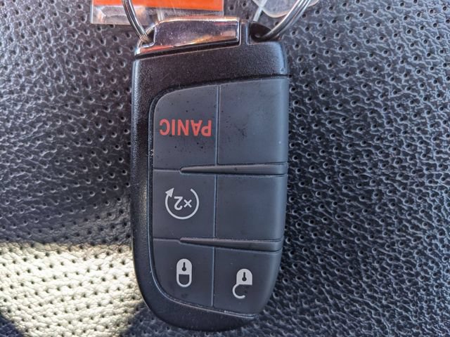 Used 2023 Jeep Compass Limited AWD/4WD image 32