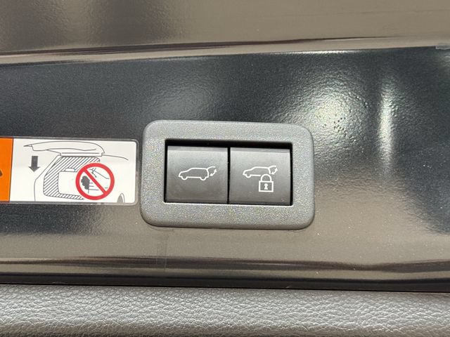 Certified 2025 Toyota Corolla Cross XLE w/ Convenience Package FWD image 27