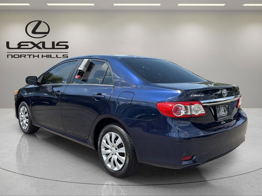 Used 2013 Toyota Corolla LE FWD image 8