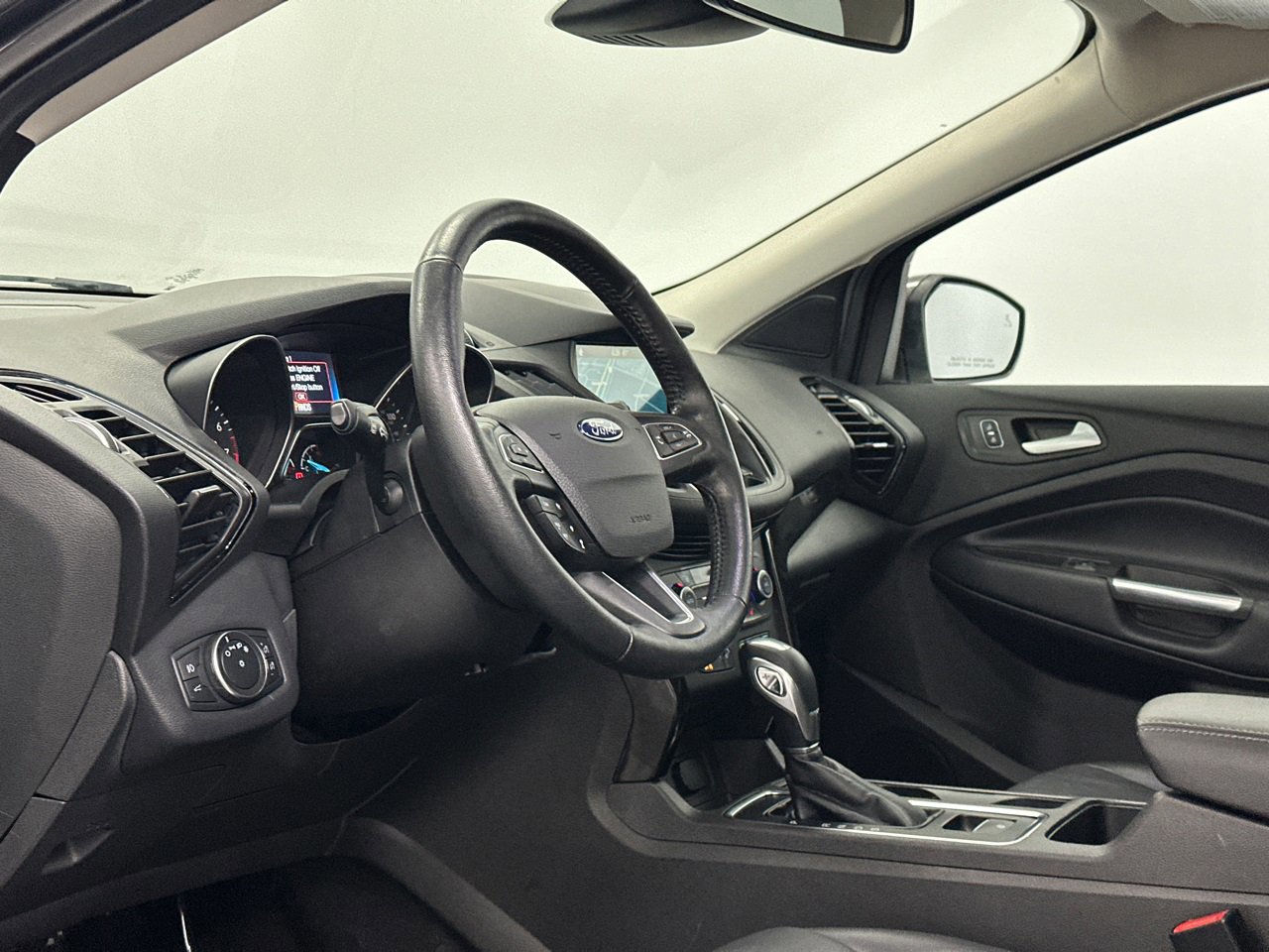 Used 2019 Ford Escape Titanium image 15