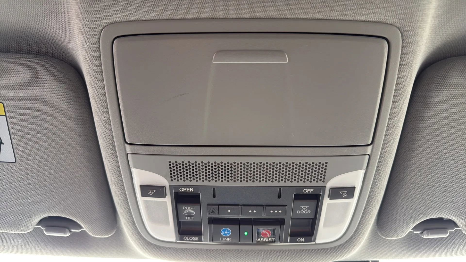 Used 2016 Acura MDX SH-AWD w/ Technology Package image 21