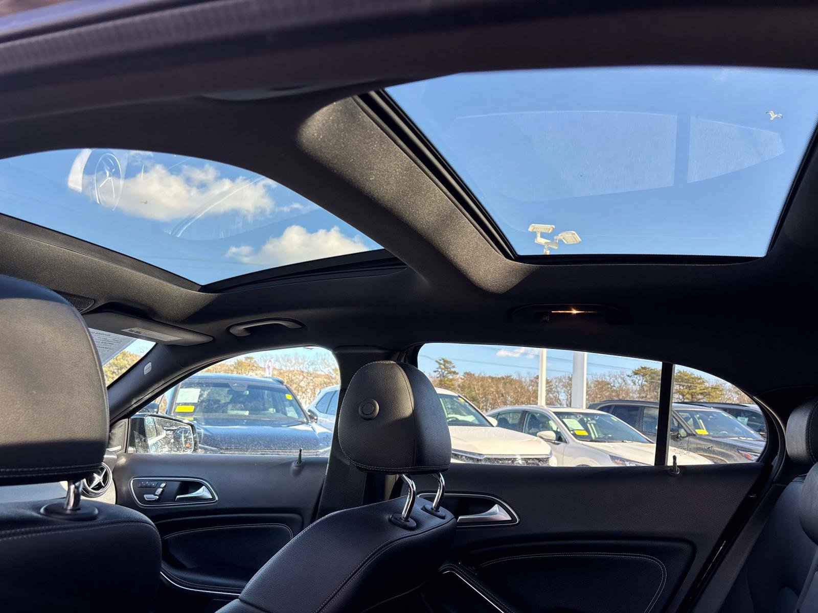 Used 2020 Mercedes-Benz GLA 250 4MATIC image 11