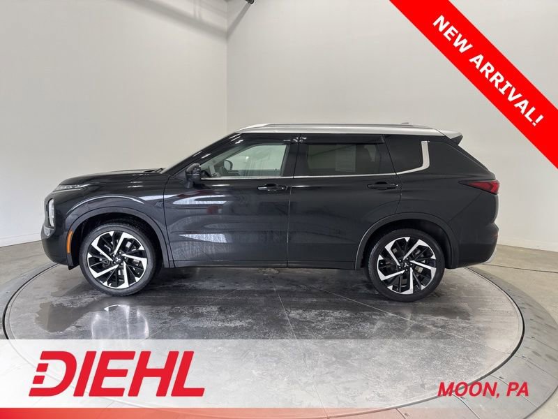 Used 2024 Mitsubishi Outlander SEL image 4