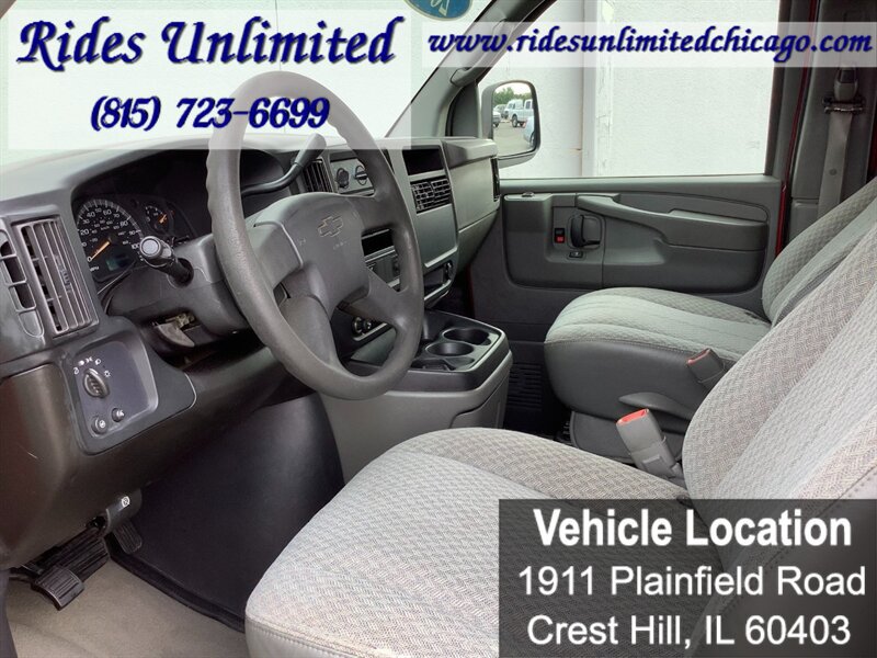 Used 2006 Chevrolet Express 3500 Extended Passenger w/ LT Preferred Equipment Group RWD image 15