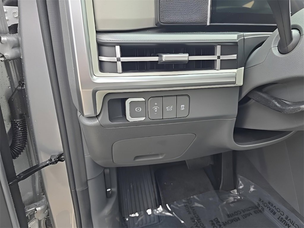 New 2026 Hyundai Santa Fe SE image 10