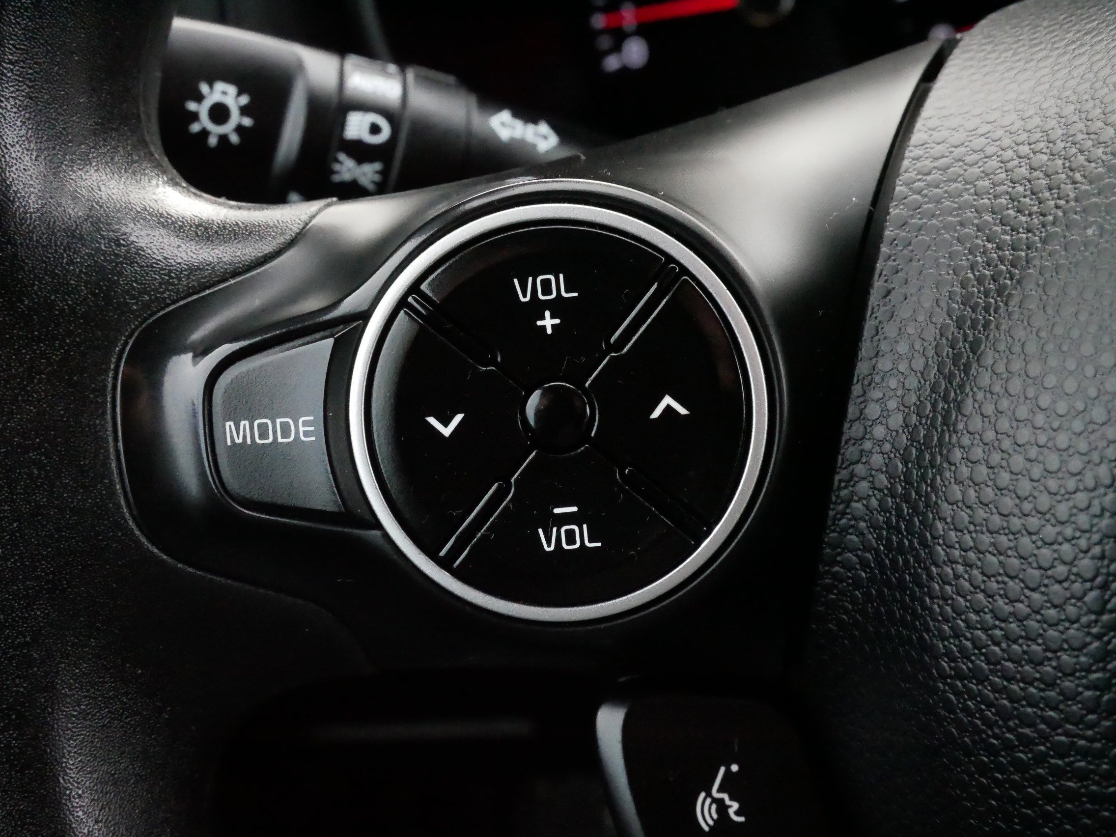 Used 2018 Kia Soul + image 26