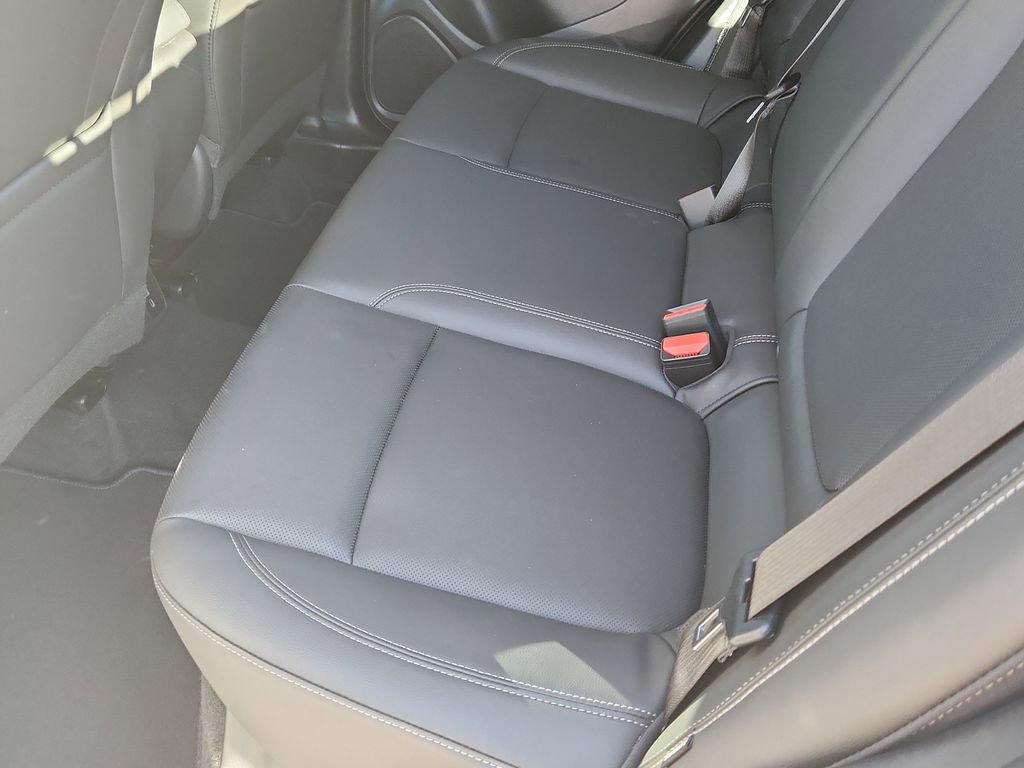 Used 2024 Buick Encore GX Sport Touring image 10