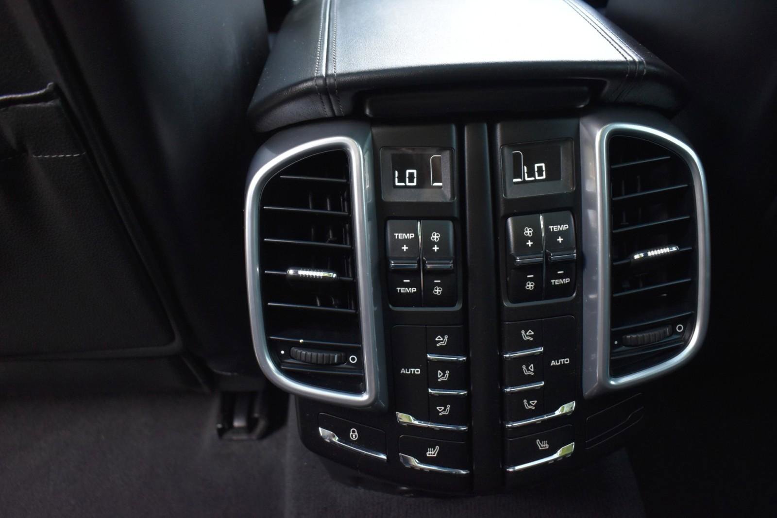 Used 2014 Porsche Cayenne Turbo w/ Comfort Plus Package (PU4) image 16