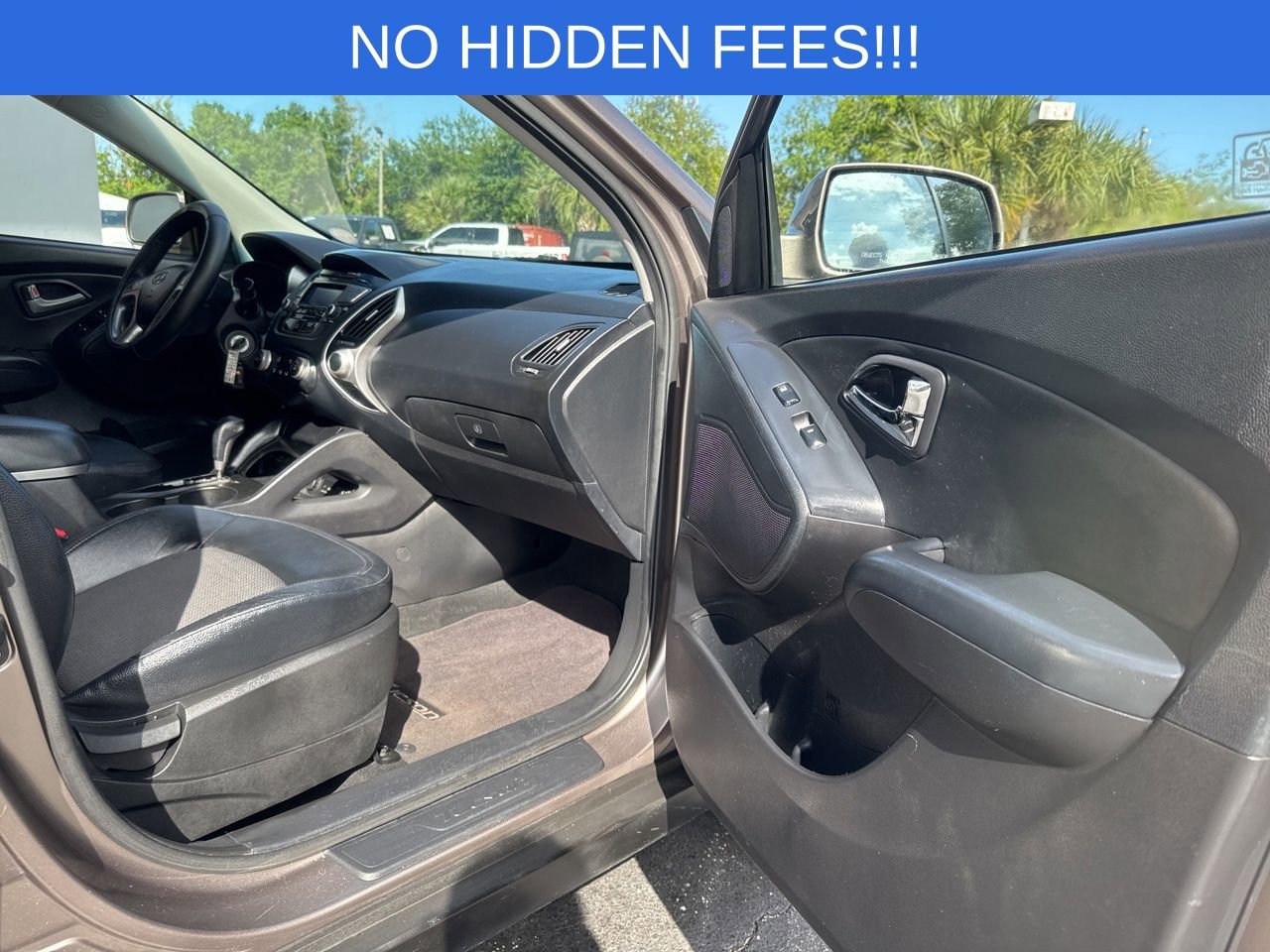 Used 2011 Hyundai Tucson GLS image 11