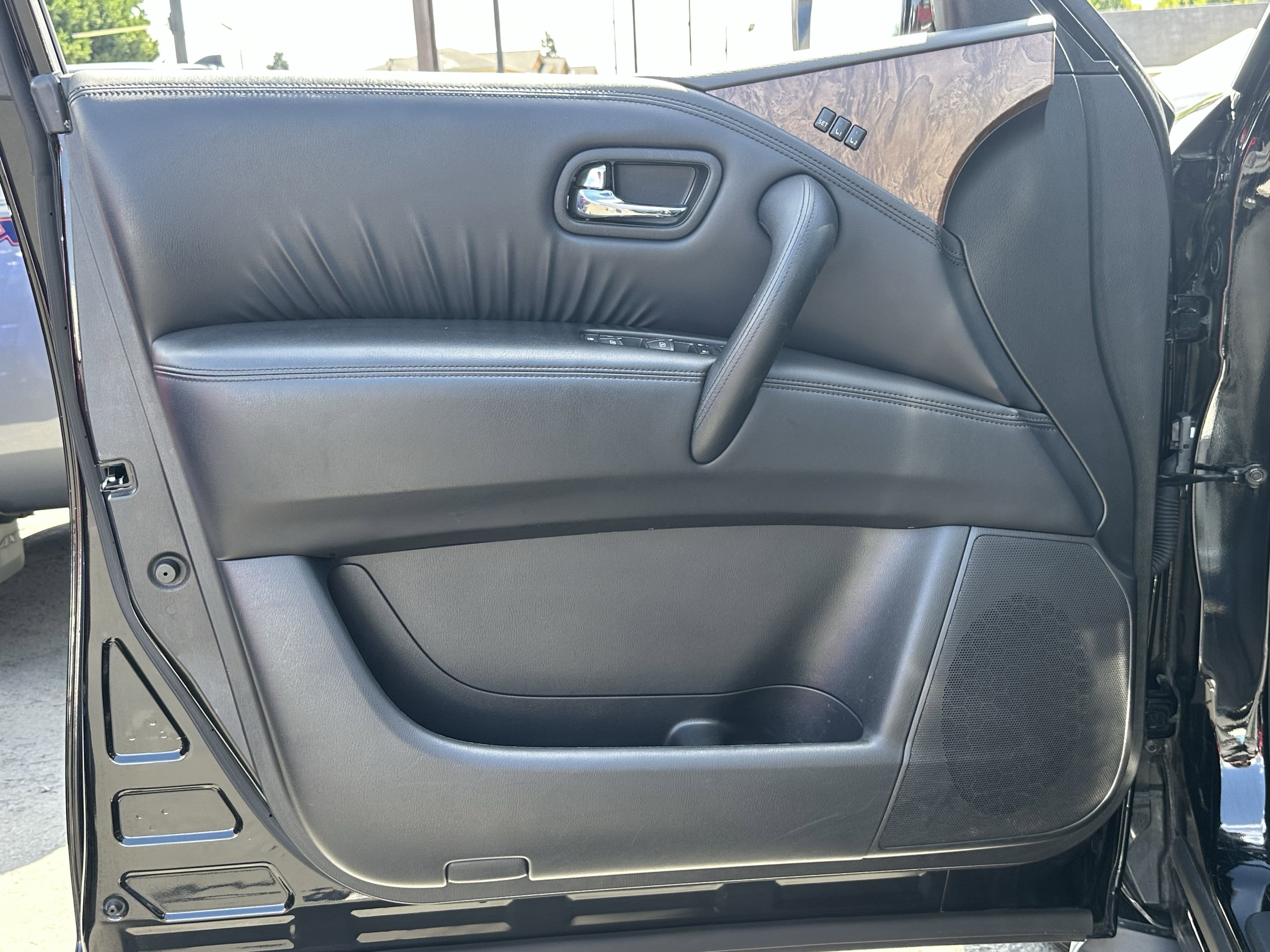 Used 2023 Nissan Armada SL image 24