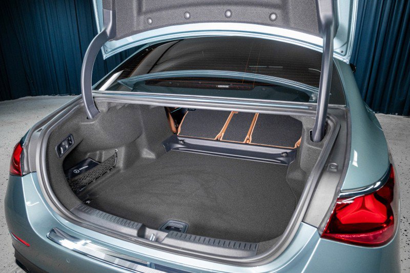 New 2026 Mercedes-Benz E 350 Sedan image 7